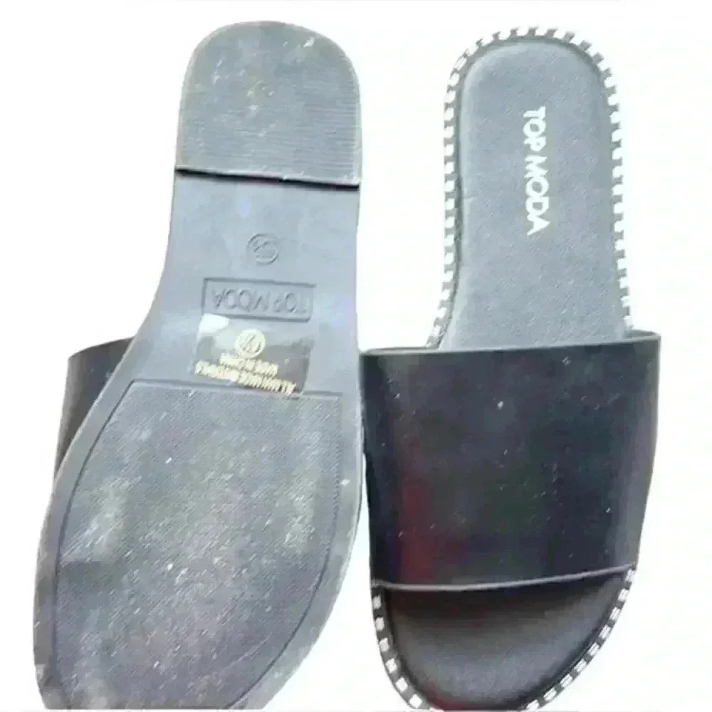 Top Moda slip on sandals. - Picture 3 of 3